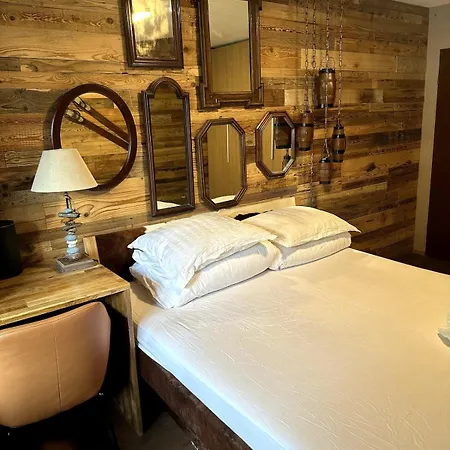 Zermatt Apartment アパート ツェルマット