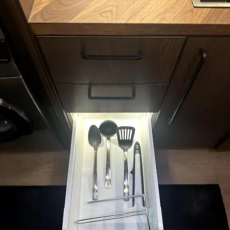 Zermatt Apartment شقة *