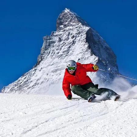 Апартаменти Zermatt Apartment *