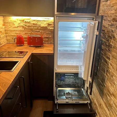Апартаменты Zermatt Apartment