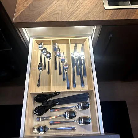 Апартаменты Zermatt Apartment